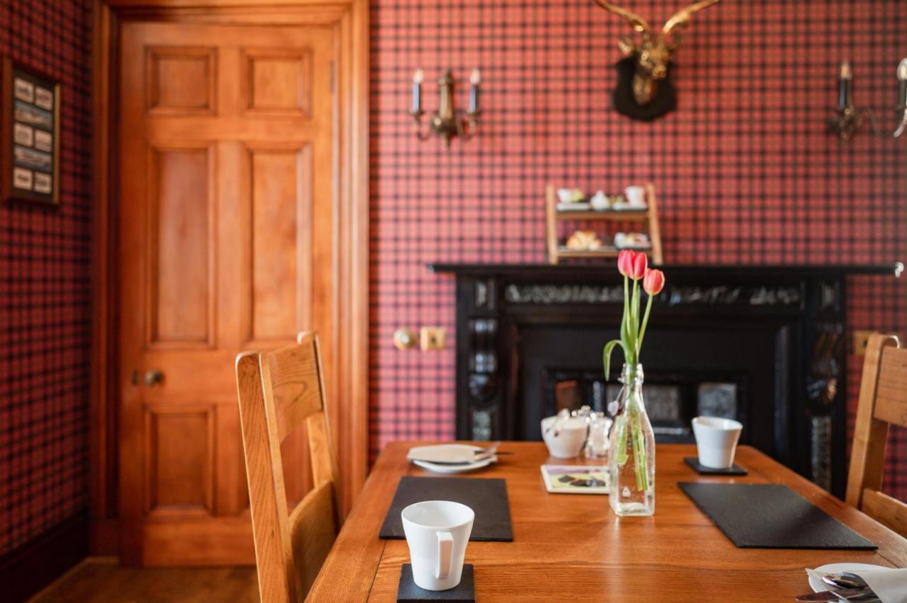 Grantown-on-Spey Strathallan Bed And Breakfast מראה חיצוני תמונה